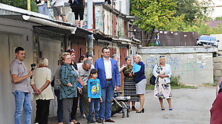 27 и 28 площадки для воркаута поставлены под спортивную нагрузку